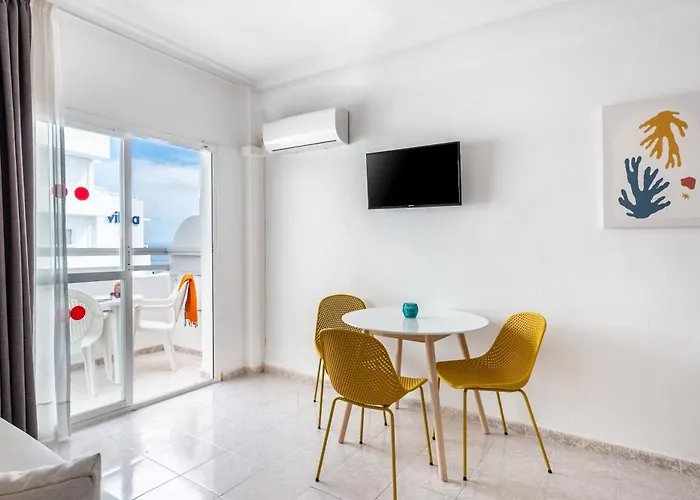 Hotel Apartamentos Lux Mar